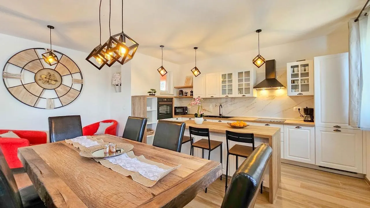 Casa Gojtan Villa Karigador Croatia