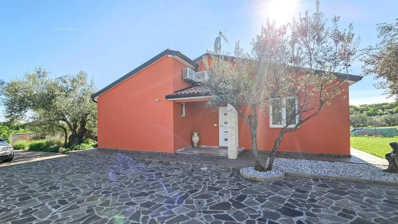 Casa Gojtan Villa Karigador 0*,  Croatia