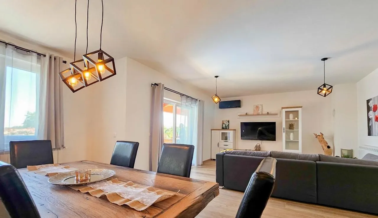 Casa Gojtan Villa Karigador Holiday home