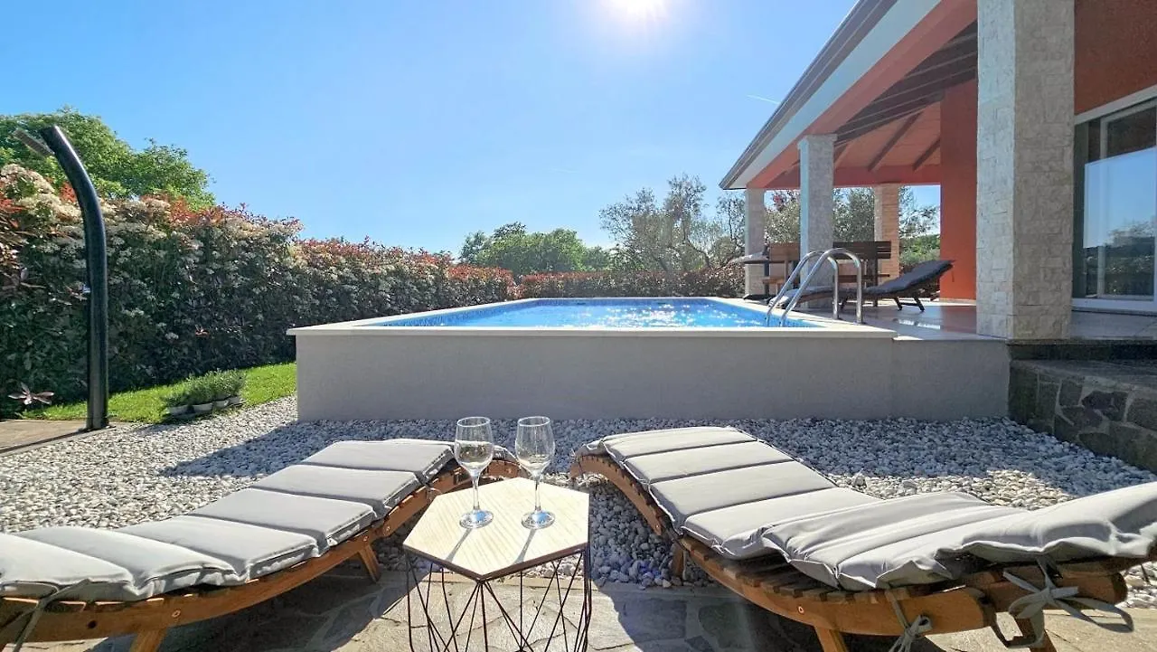 Casa Gojtan Villa Karigador Holiday home